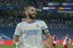 欧冠首轮：皇马险境求生，欧冠进球盛宴再现，传统豪门遭遇挑战